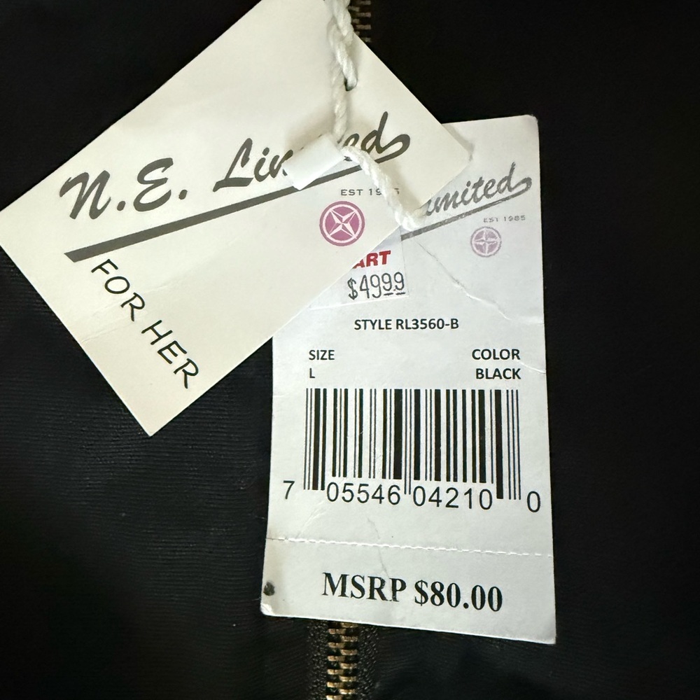 Black Jacket With Gray Collar - image 2